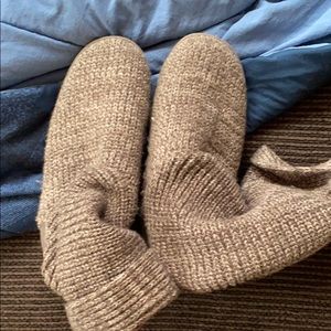 Woman’s slouch boots